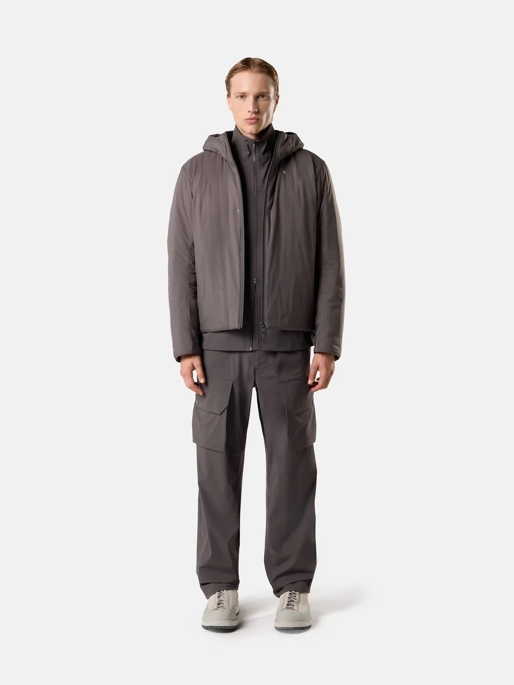 Мужская утеплённая куртка с капюшоном Stone Island With Soft Hand, темно-серый — фото 4