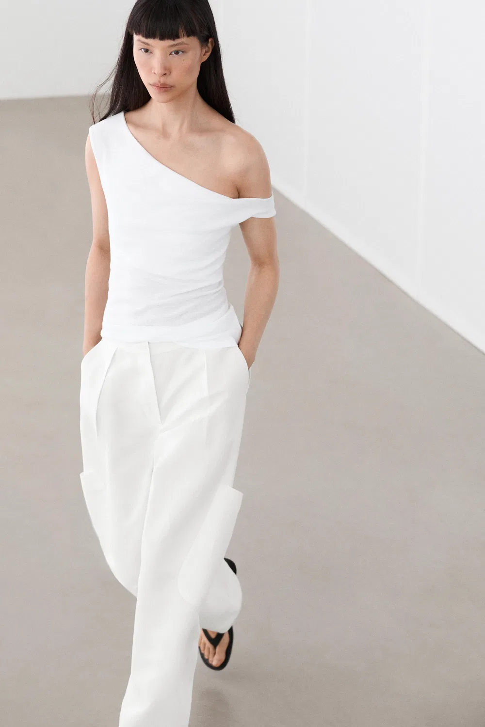 Топ Massimo Dutti, женский, асимметричный, кремовый — фото 4
