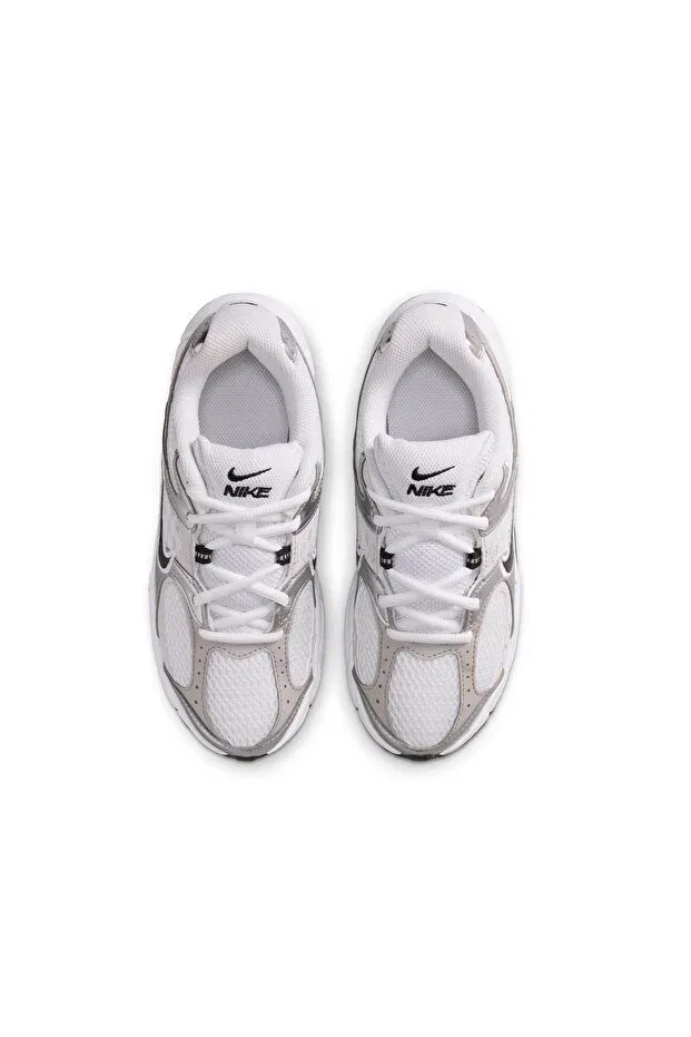 Детские кроссовки для девочек с коротким каблуком V5 rnr GS Nike, Gray White — фото 4