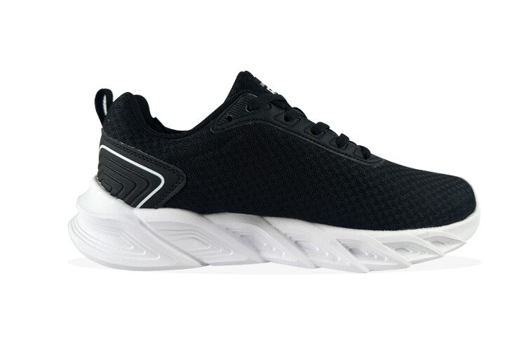 

Кроссовки мужские низкие Obsidian Black / 361 Degrees White 361°