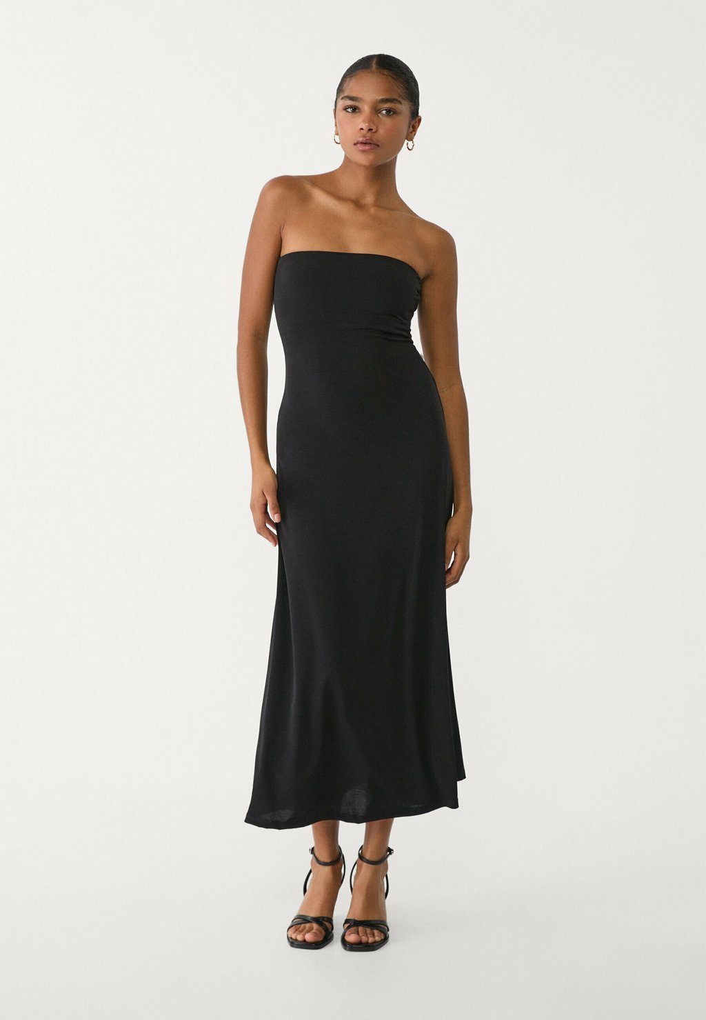 

Платье макси Jersey dress Stradivarius, черный