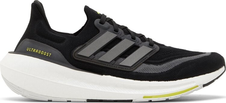 

Кроссовки Adidas UltraBoost Light, черный