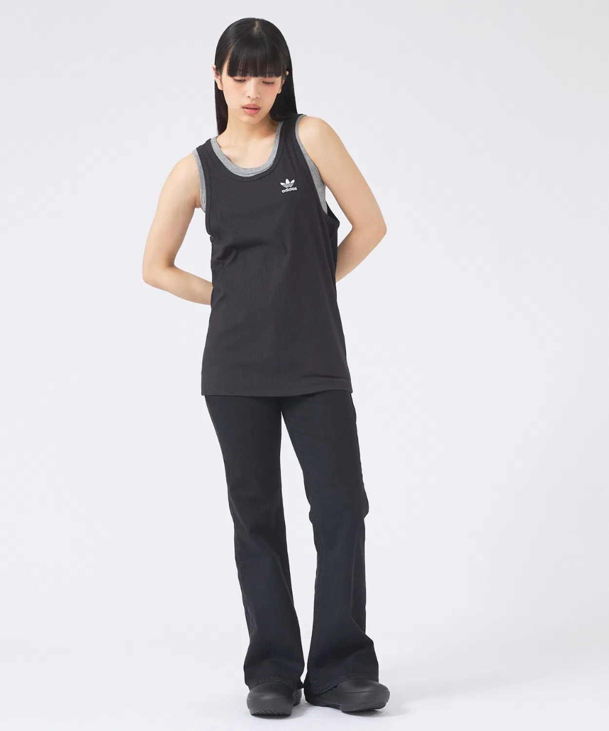 Женская хлопковая майка-борцовка с логотипом Adidas Originals Trefoil Essentials, белая — фото 4
