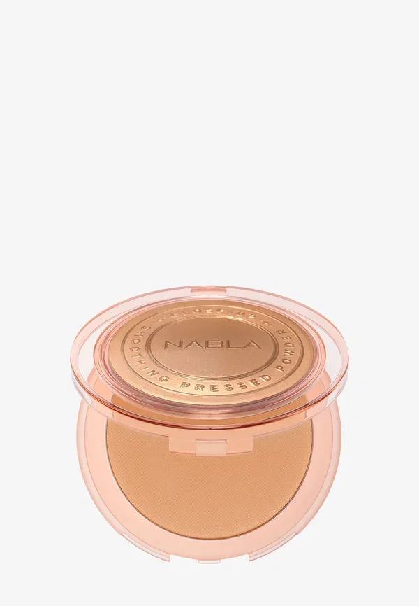 Компактная пудра матирующая Close-up smoothing pressed powder Nabla, Dark to Very Dark 11.5 г, цвет dark to very dark complexion