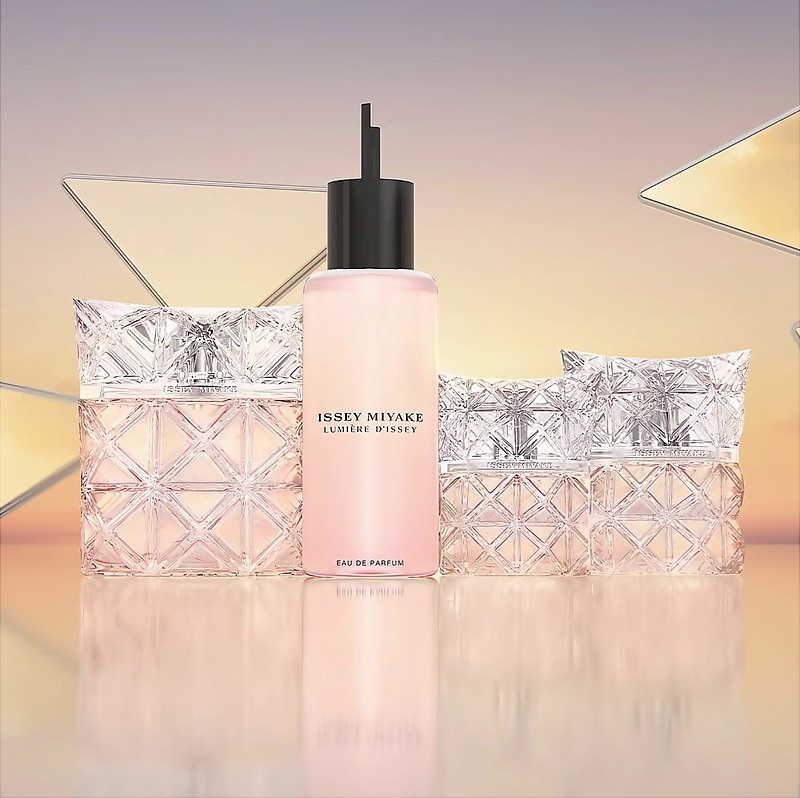 Сменный блок парфюмерной воды Issey Miyake Lumière d’Issey, 150 мл — фото 2