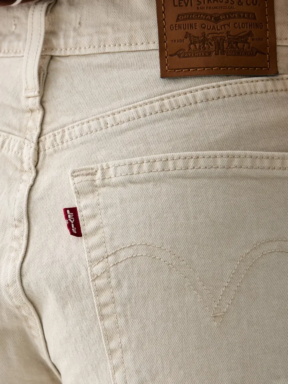 Джинсы Ribcage Slim Levi's, белый — фото 4