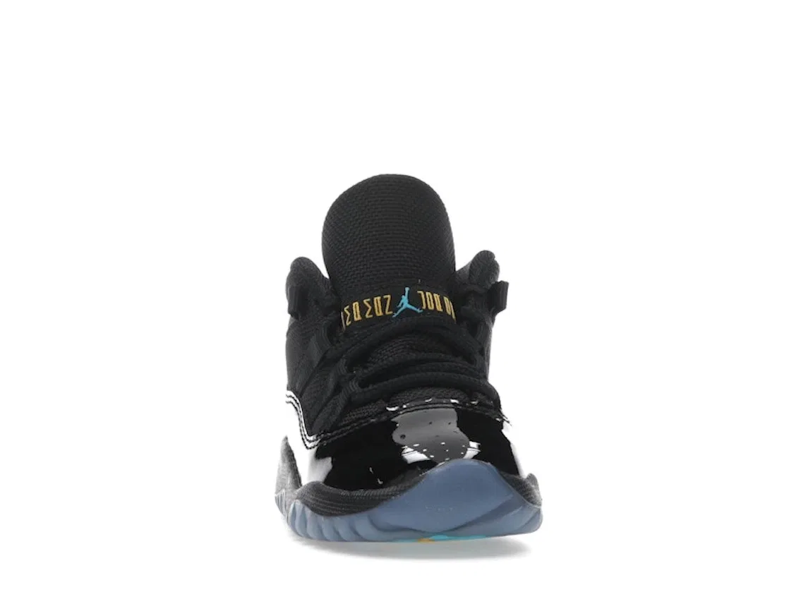 Детские кроссовки с контрастными цветами Jordan 11 Retro Jordan, Black/Gamma Blue/Varsity Maize — фото 2