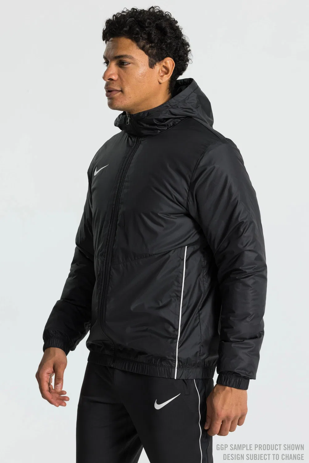 Мужская куртка-ветровка с капюшоном PARK 26 Nike, цвет Schwarz — фото 4
