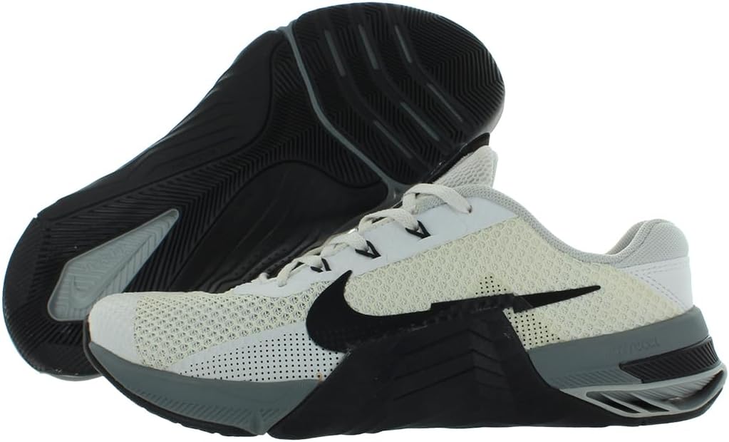 

Мужские кроссовки Nike Metcon 8, Snow White/Core Black/Particle Grey/Winter White