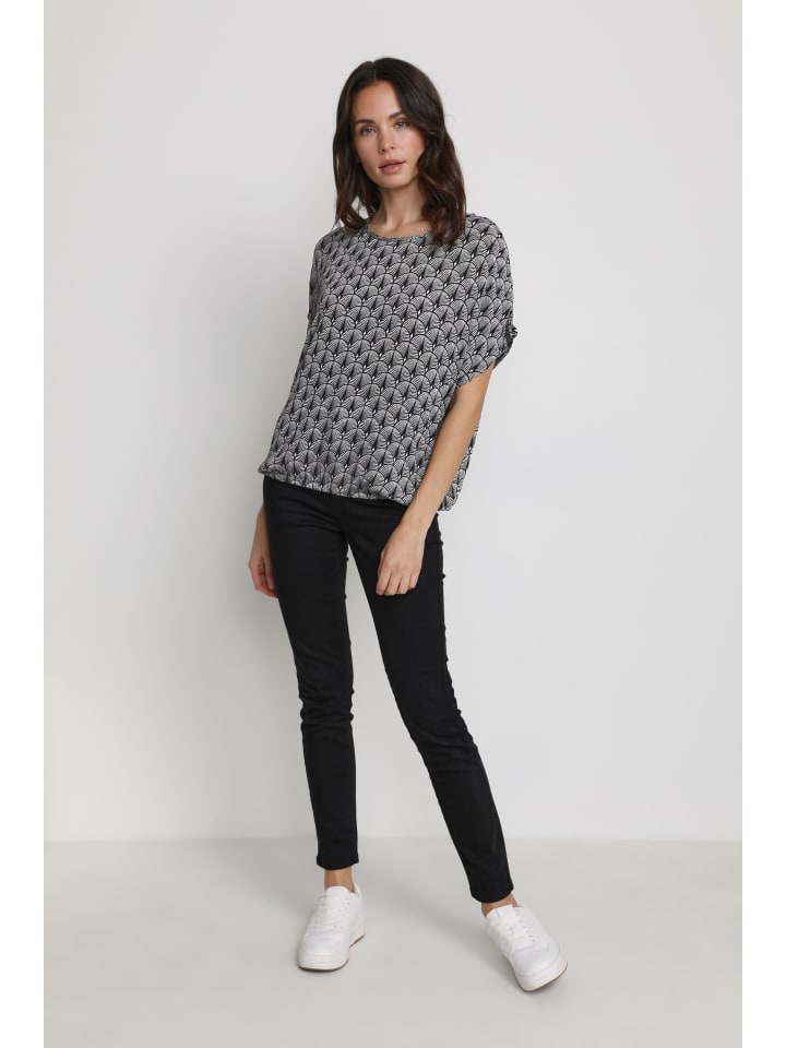 

Блузка Kaffe, цвет black/chalk/rose fan print