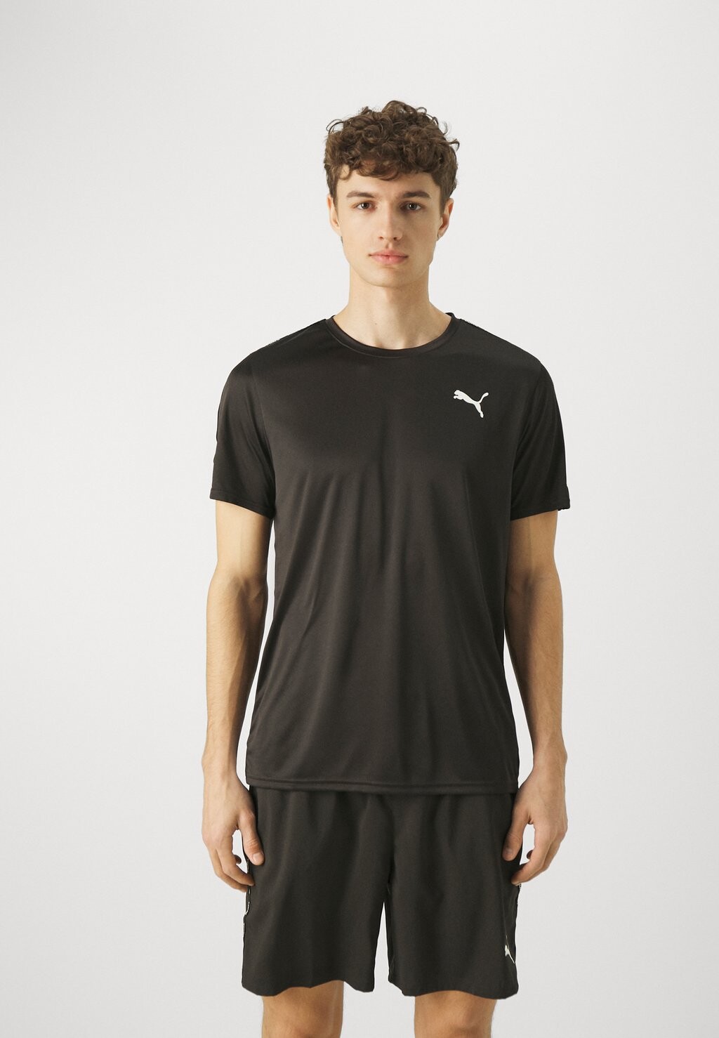 

Спортивная футболка Essentials Taped Tee Puma, черный