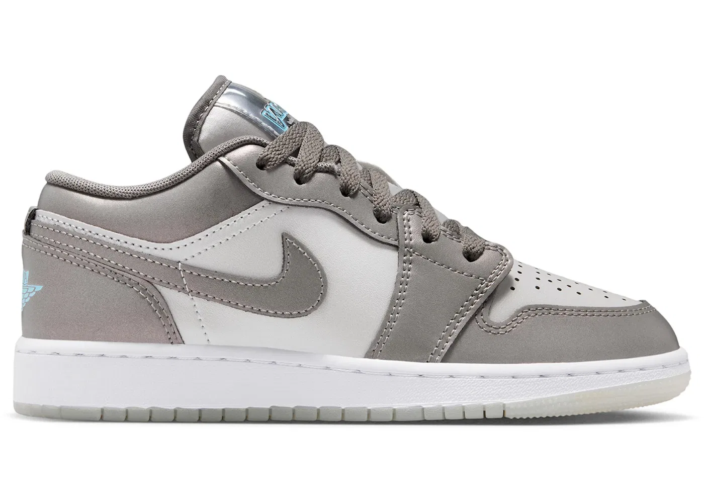 Детские кроссовки Lifestyle Jordan 1 Low SE Jordan, Flat Pewter/Photon Dust/White/Blue Chill