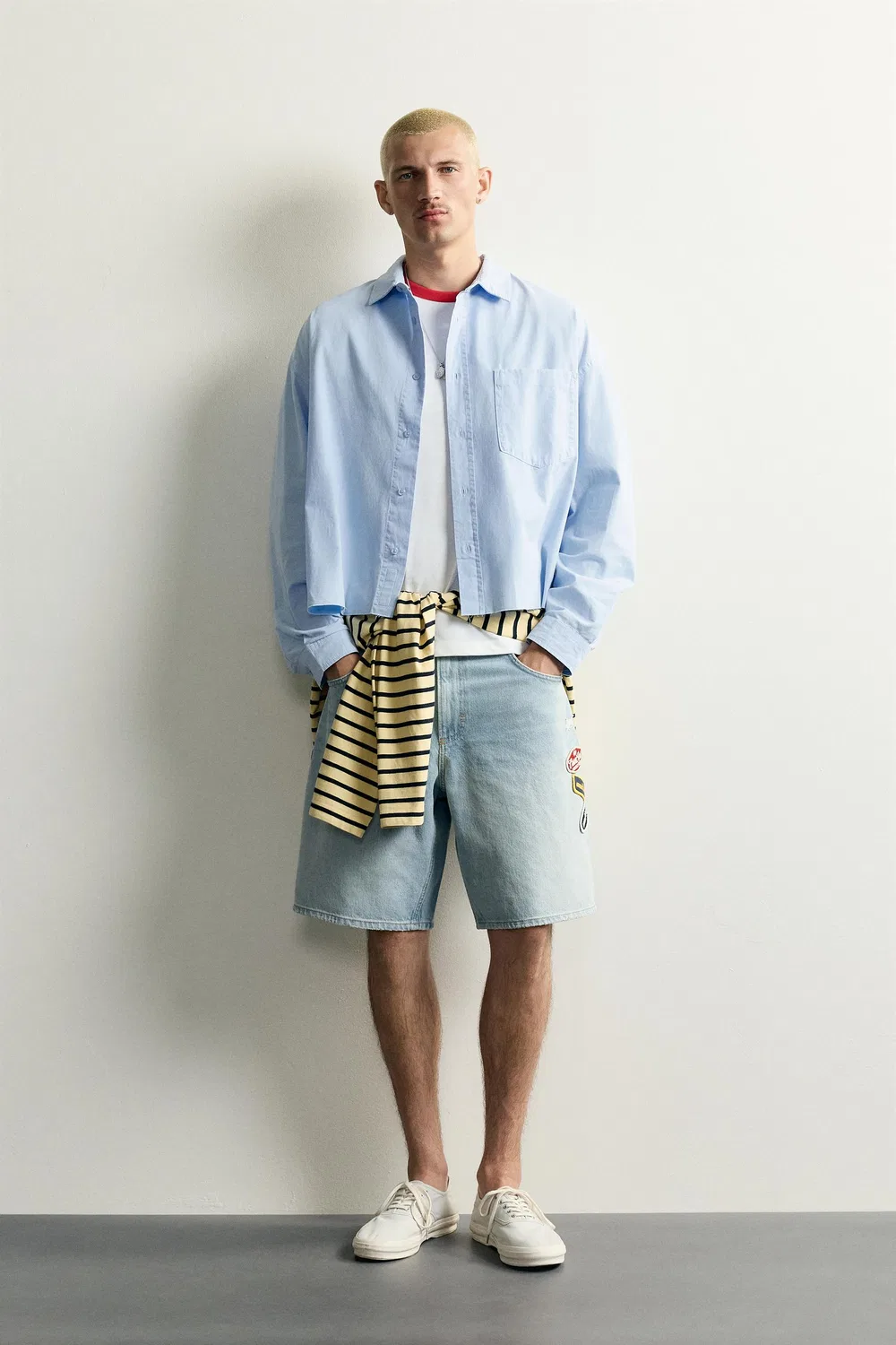 Свободные джинсовые шорты-бермуды с нашивками. ZARA, Blue