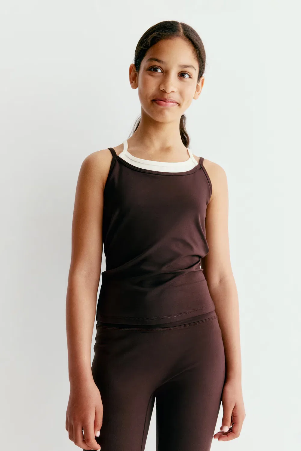 Спортивная майка с мягкой подкладкой H&M, Dunkelbraun