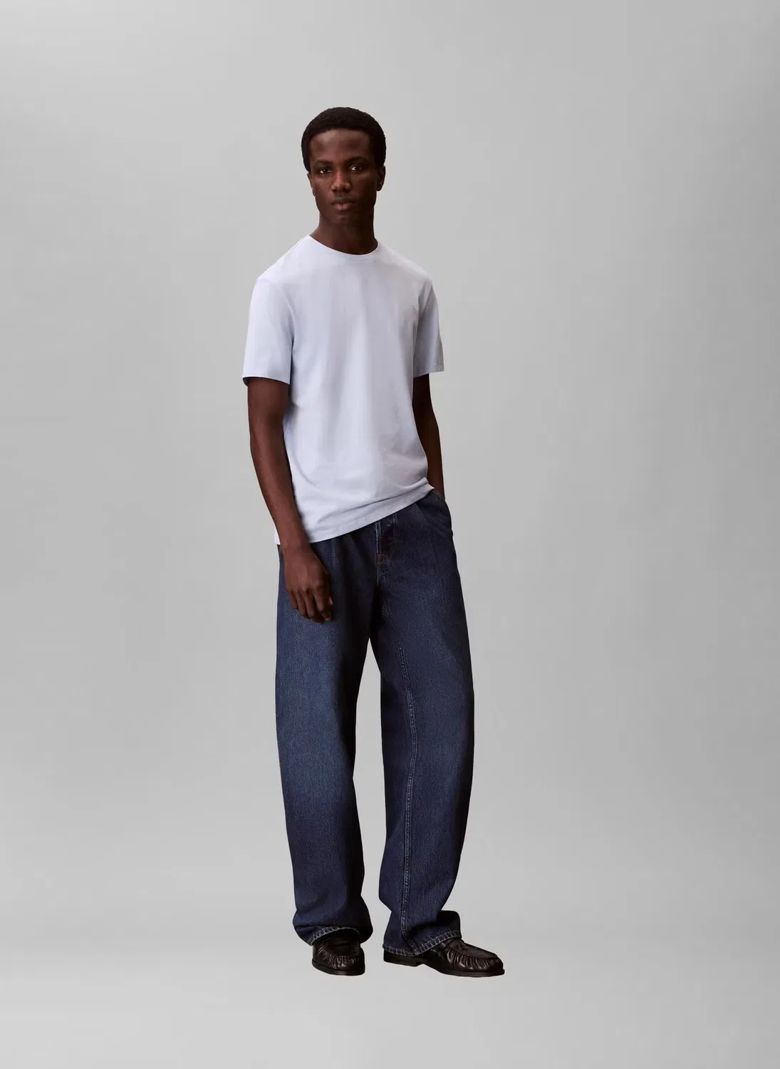 Футболка с круглым выворотом Logo crew neck Calvin Klein, синий — фото 4