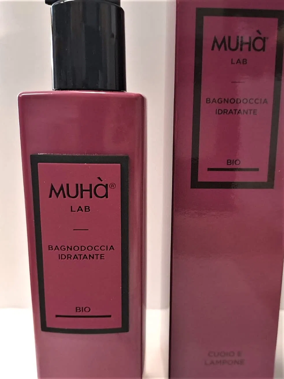 Muha' Органический гель для душа Muhà с ароматом кожи и малины, 230 мл