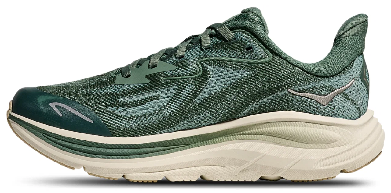 Кроссовки для мальчиков Clifton 10 HOKA, цвет Truffle Sand/Fern — фото 2