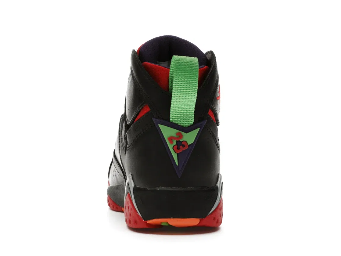 Детские кроссовки Lifestyle Jordan 7 Retro Jordan, Black/University Red-Green Pulse-Cool Grey — фото 4