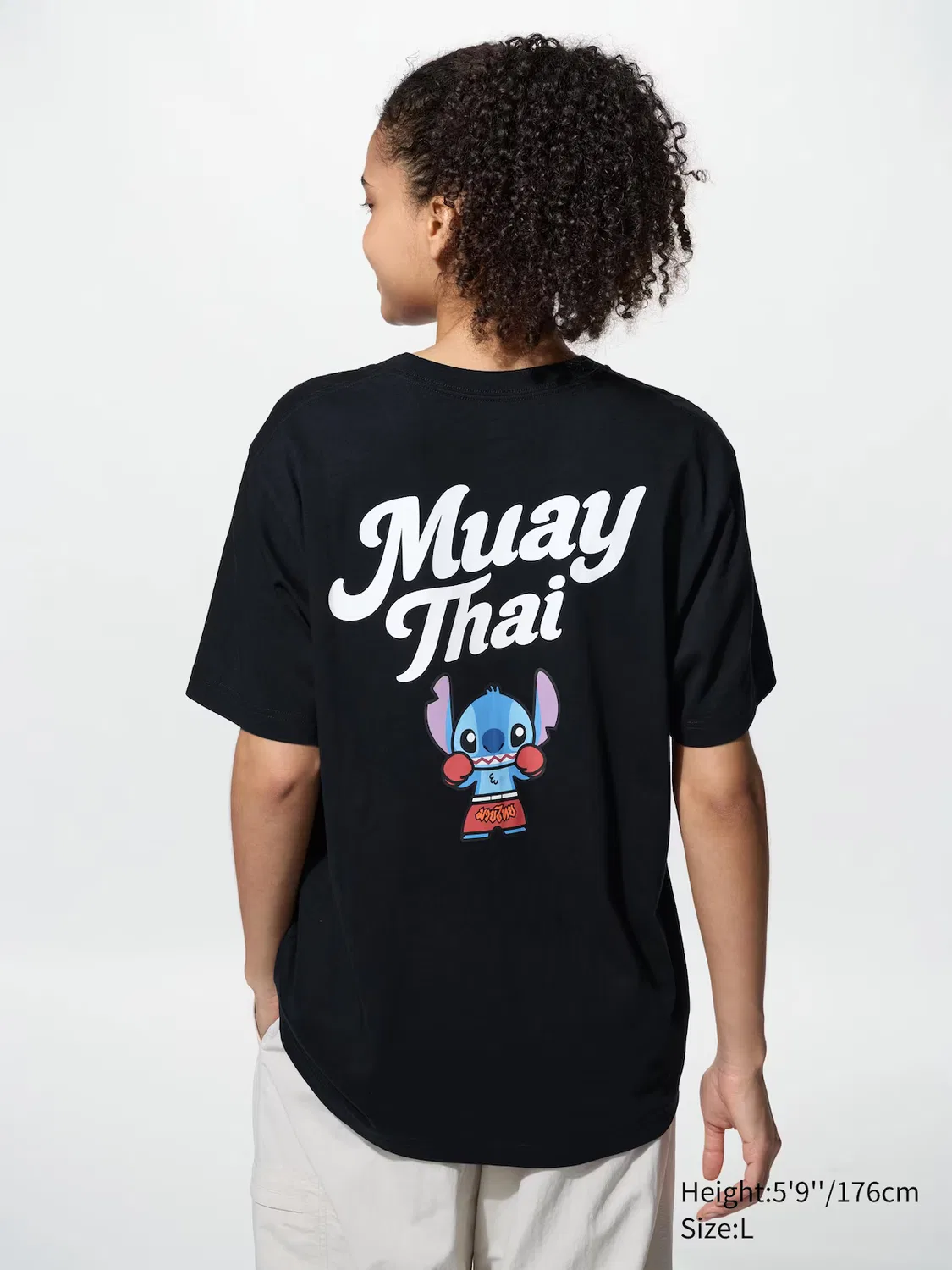 Футболка Uniqlo, с графическим принтом "Stitch in thailand ut", черная — фото 3