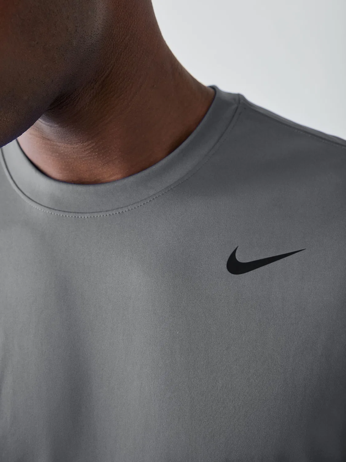Футболка тренировочная Dri-FIT Flex Nike, дымчато-серый — фото 4