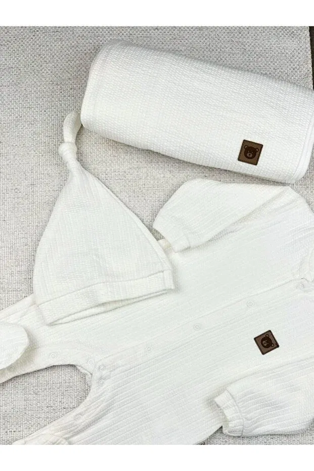 Детский комбинезон для новорожденных из хлопка 100% Cotton Baby Booties Romper Set & Blanket Babytex, White — фото 3
