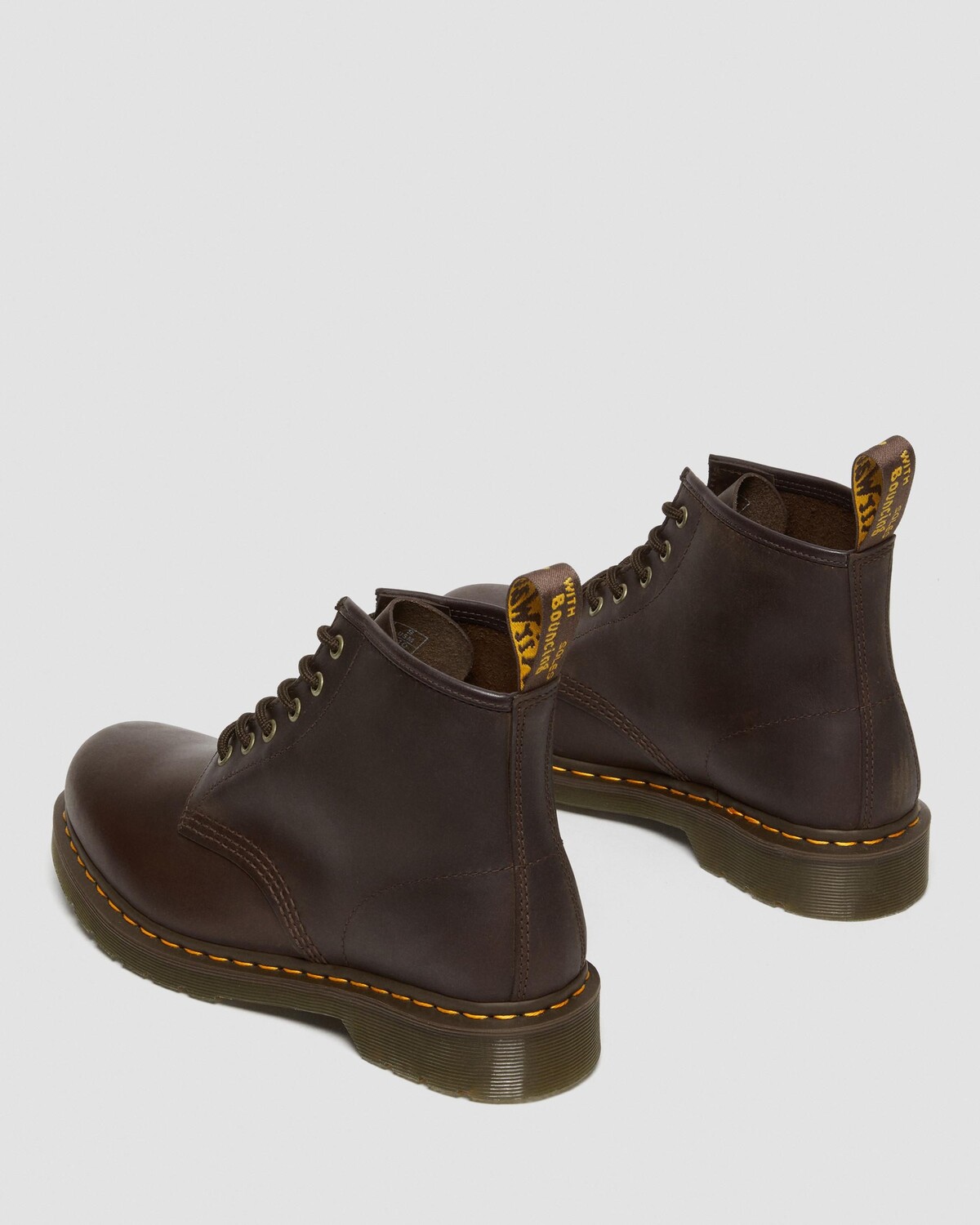 Мужские ботинки Dr. Martens Crazy Horse высокие на шнуровке, темно-коричневый — фото 4