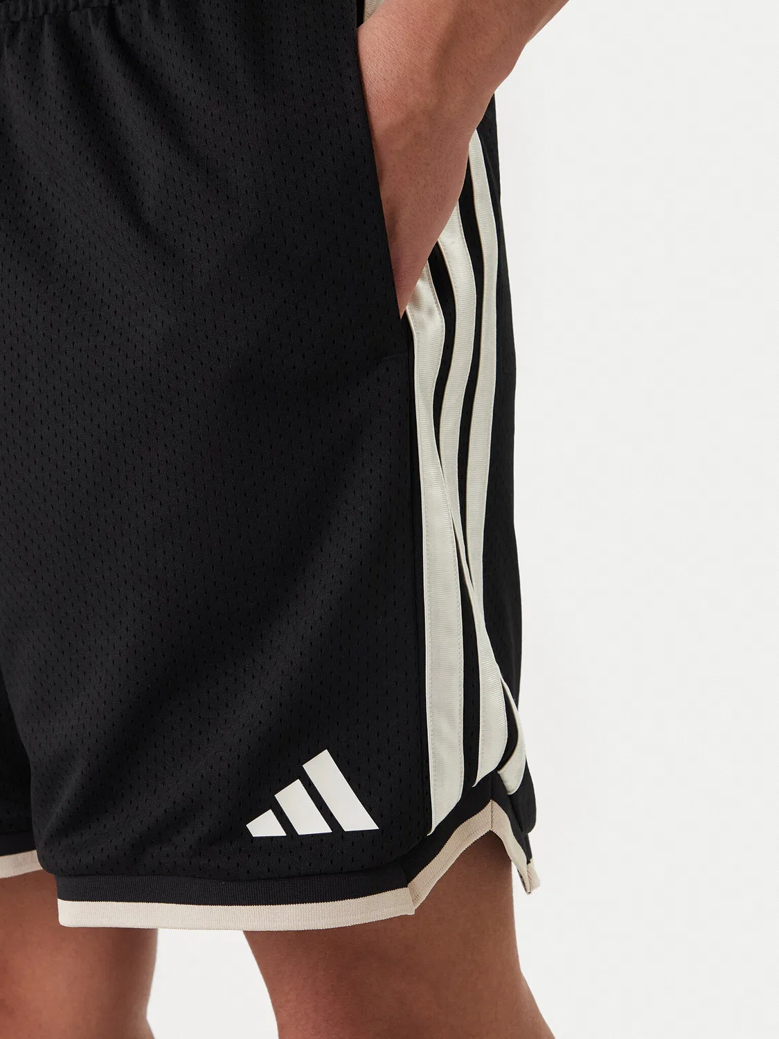 Мужские спортивные шорты стандартного кроя Stadium Adidas, черный — фото 4