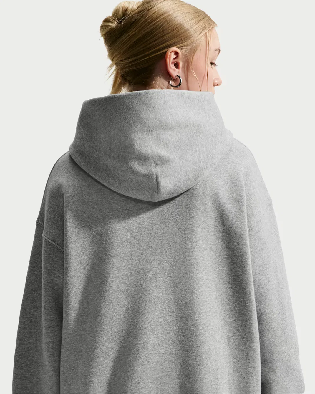 Детская толстовка с капюшоном оверсайз Nike Sportswear Studio Fleece, Dark Grey Heather/White — фото 2