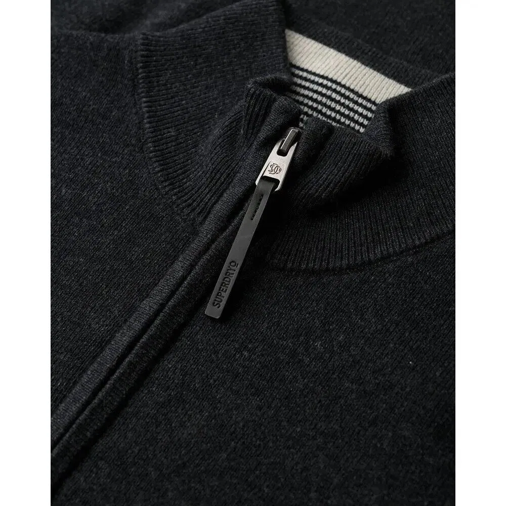 Мужской хлопковый пуловер с воротником-стойкой Superdry Essentials, Grau Kohlengrau Dunkelgrau — фото 2