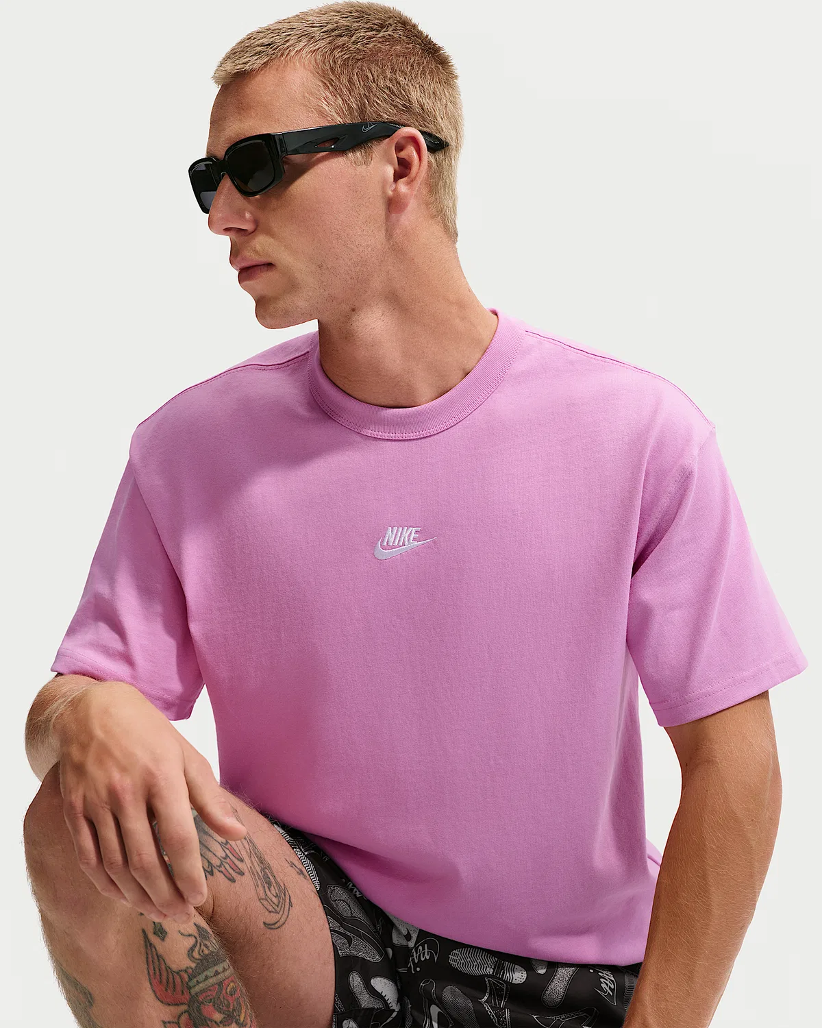 Мужская футболка Nike Sportswear Premium Essentials, Light Magenta