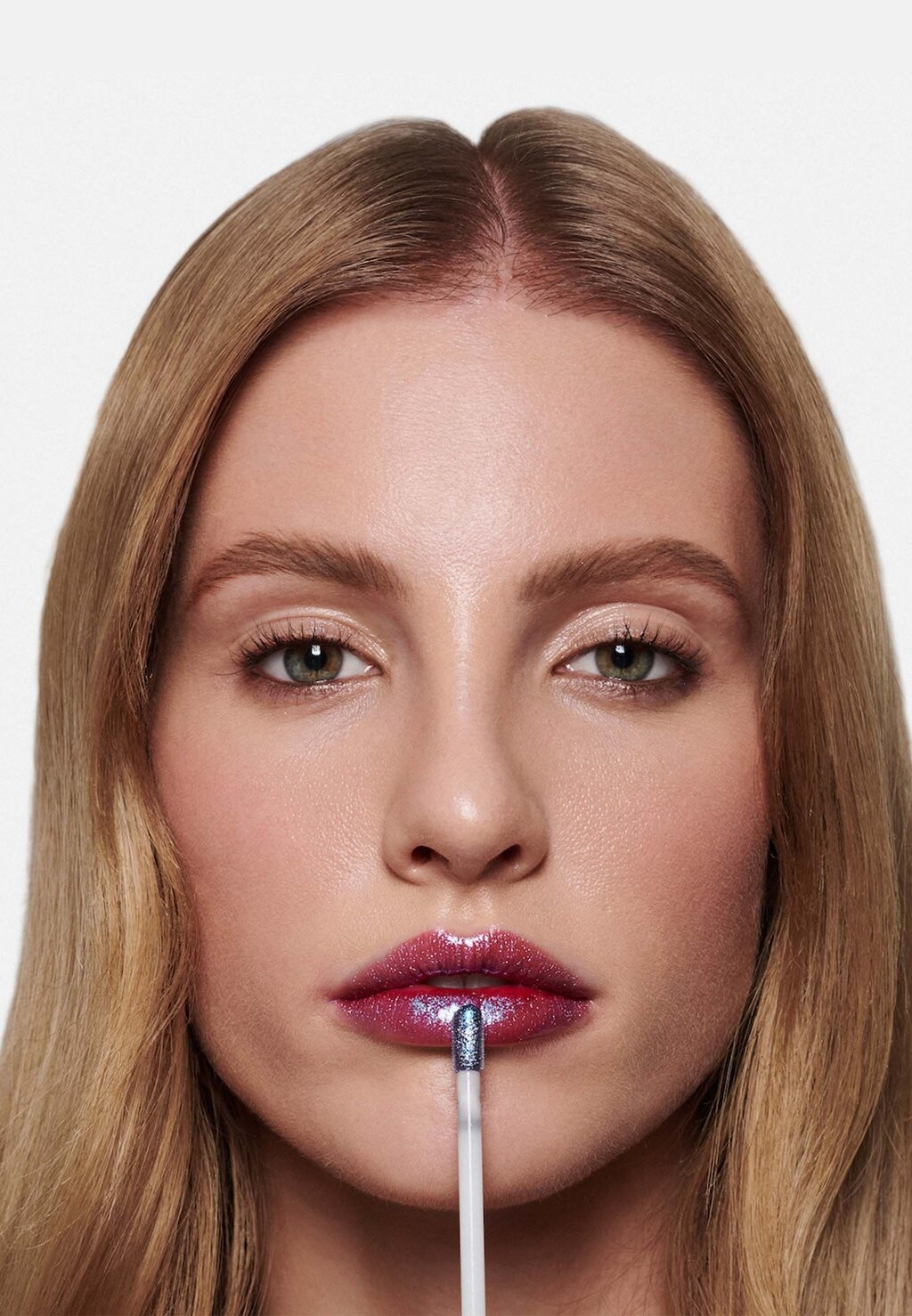 

Блеск для губ Blading Lip Topper Wonderskin, красный