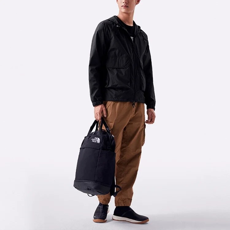 

Мужская куртка THE NORTH FACE, черный (размер S)