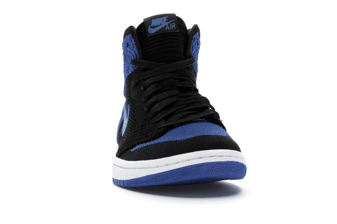 Детские кроссовки с высоким верхом Flyknit Jordan 1 Retro High Flyknit Jordan, Black/Game Royal-White — фото 2