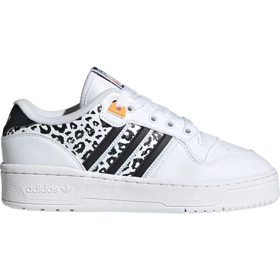 Кроссовки детские с принтом Rivalry Low adidas, Бело-черный — фото 2