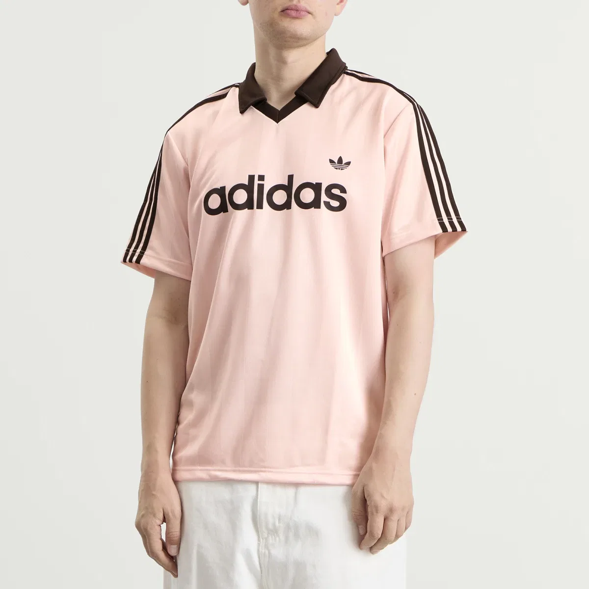 Футболка с V-образным вырезом Spellout jersey Adidas, Sandy Pink — фото 2