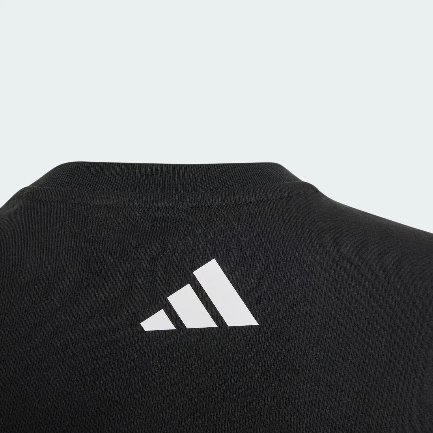 Мужская футболка свободного кроя Mercedes AMG Petronas Formula 1 Team Lights On T-Shirt Adidas, Schwarz — фото 4