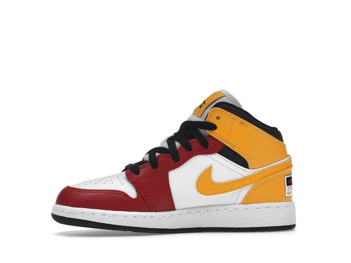 Детские кроссовки Lifestyle с цветовой блокировкой Jordan 1 Mid SE Jordan, White/Varsity Red/Yellow — фото 3
