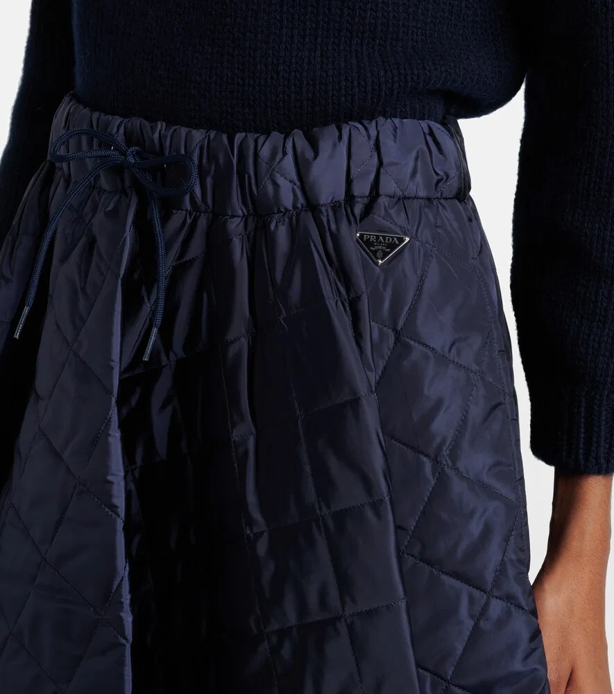 Стеганая юбка миди из нейлона Re-Nylon Prada, синий — фото 4