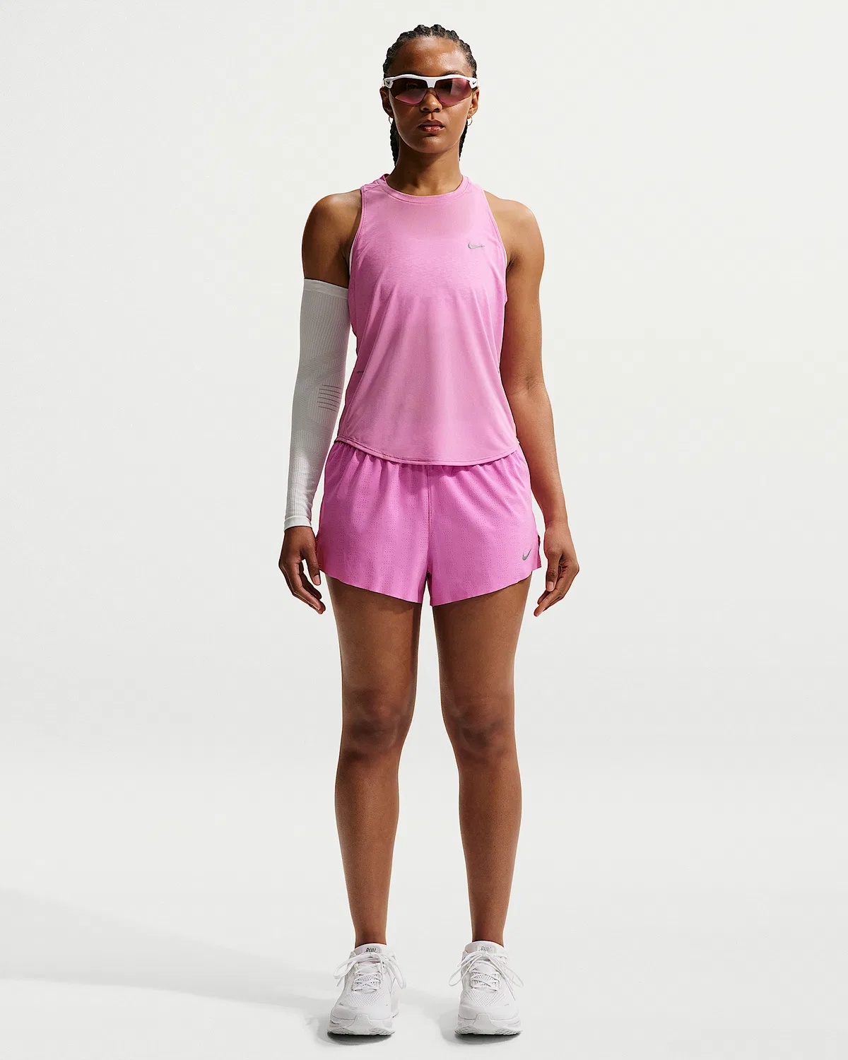 Женский топ для бега Dri-FIT Nike Swift Breathe, Light Magenta/Photon Dust/White — фото 4