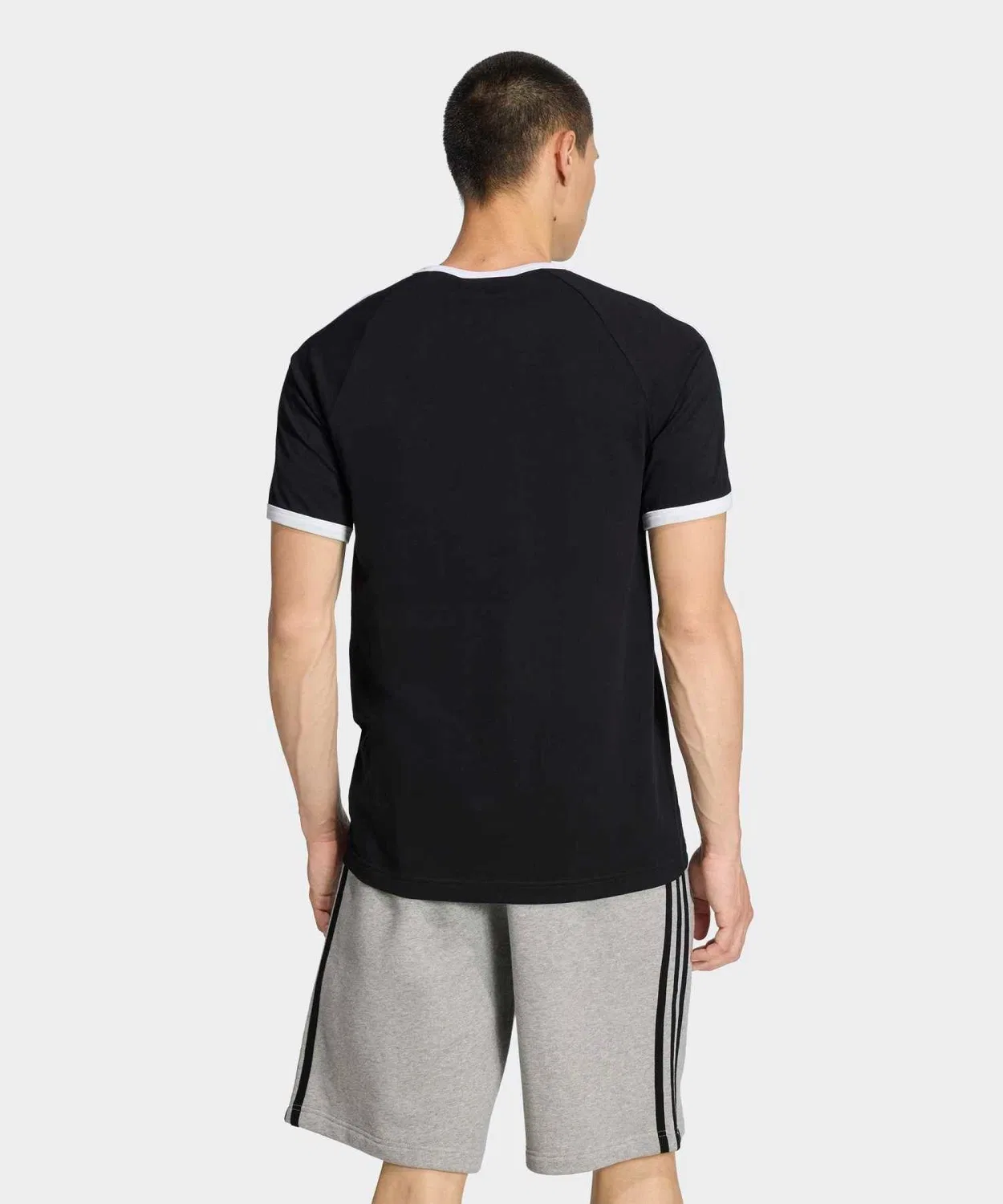 Мужская футболка с длинным рукавомThree Stripes Slim Ringer Adidas, Black — фото 4