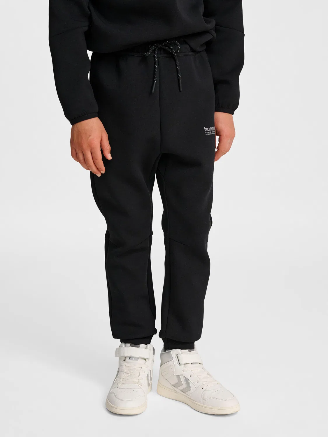 Детские спортивные штаны Tech Fleece Hmljr Hummel, Schwarz — фото 3