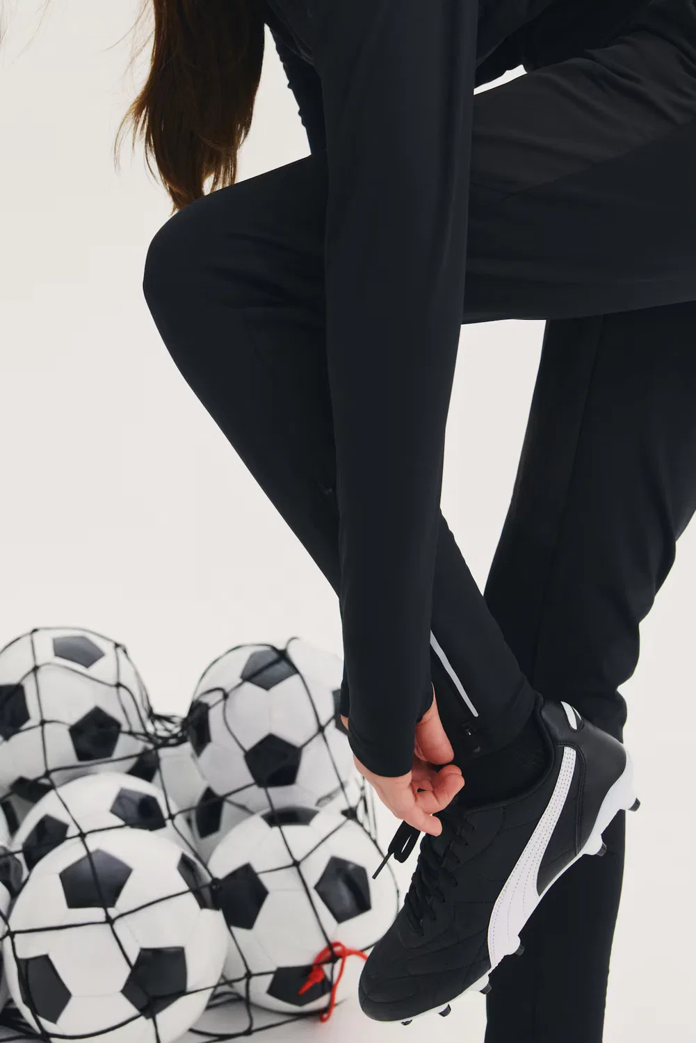 Теплые футбольные штаны с термоизоляцией H&M, Schwarz — фото 2