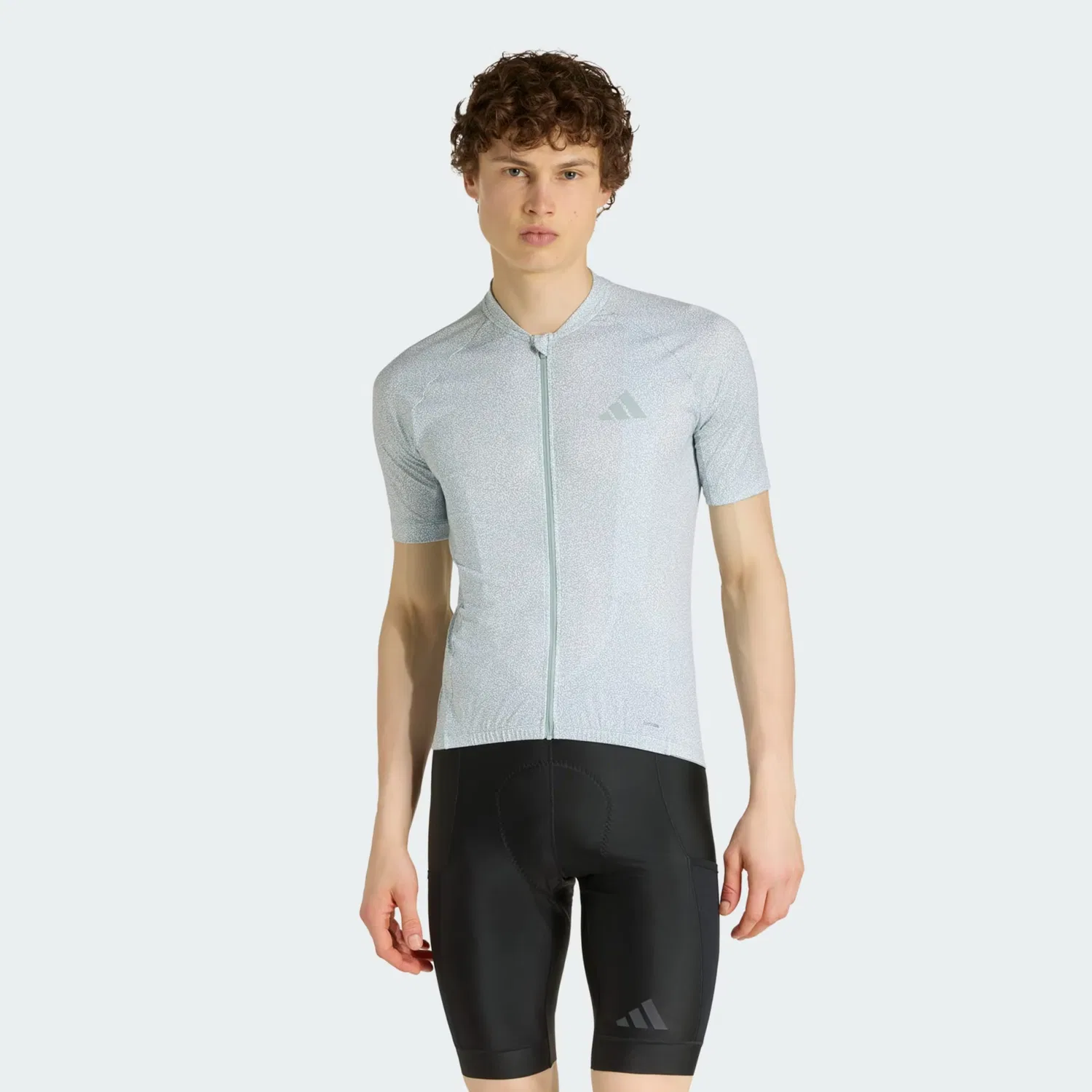 Спортивная футболка Adidas Performance Shirt Essentials пастельно-зеленого цвета — фото 2