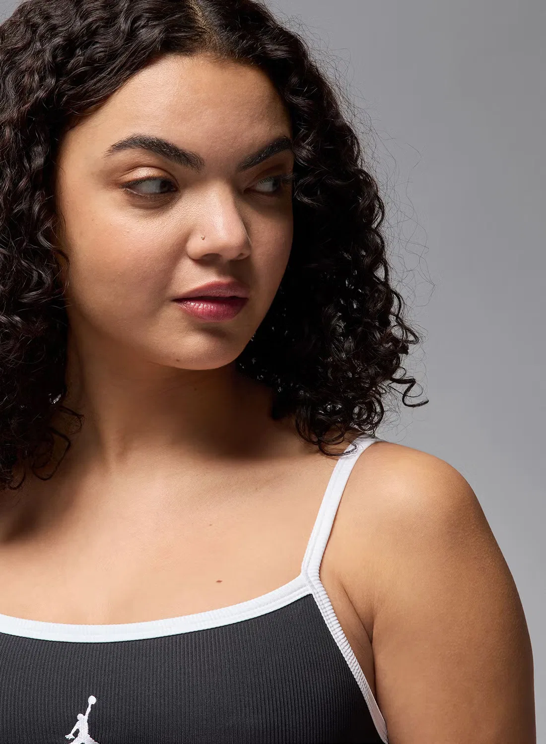 Платье-футболка облегающее с тонкими бретелями W j brk slim tank dress Jordan, черный — фото 3