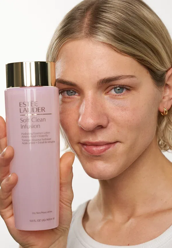 Увлажняющий лосьон-тоник Soft infusion 400 мл Estee Lauder — фото 3