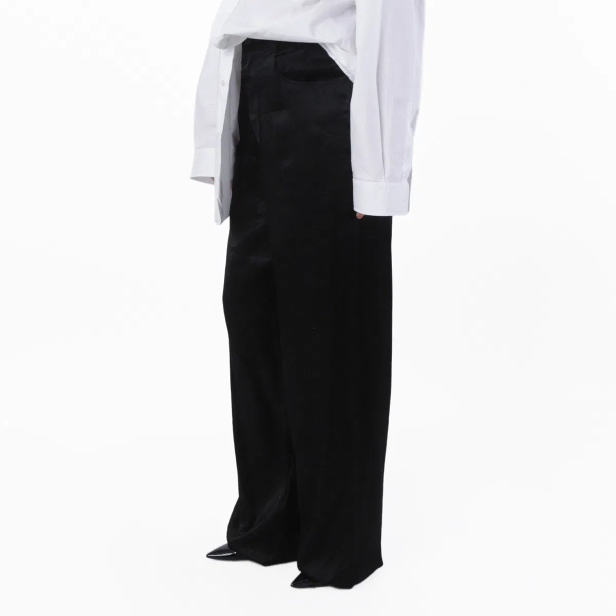 Брюки из сатина с завышенной талией Mid Rise Satin Pant Balenciaga, Black — фото 2