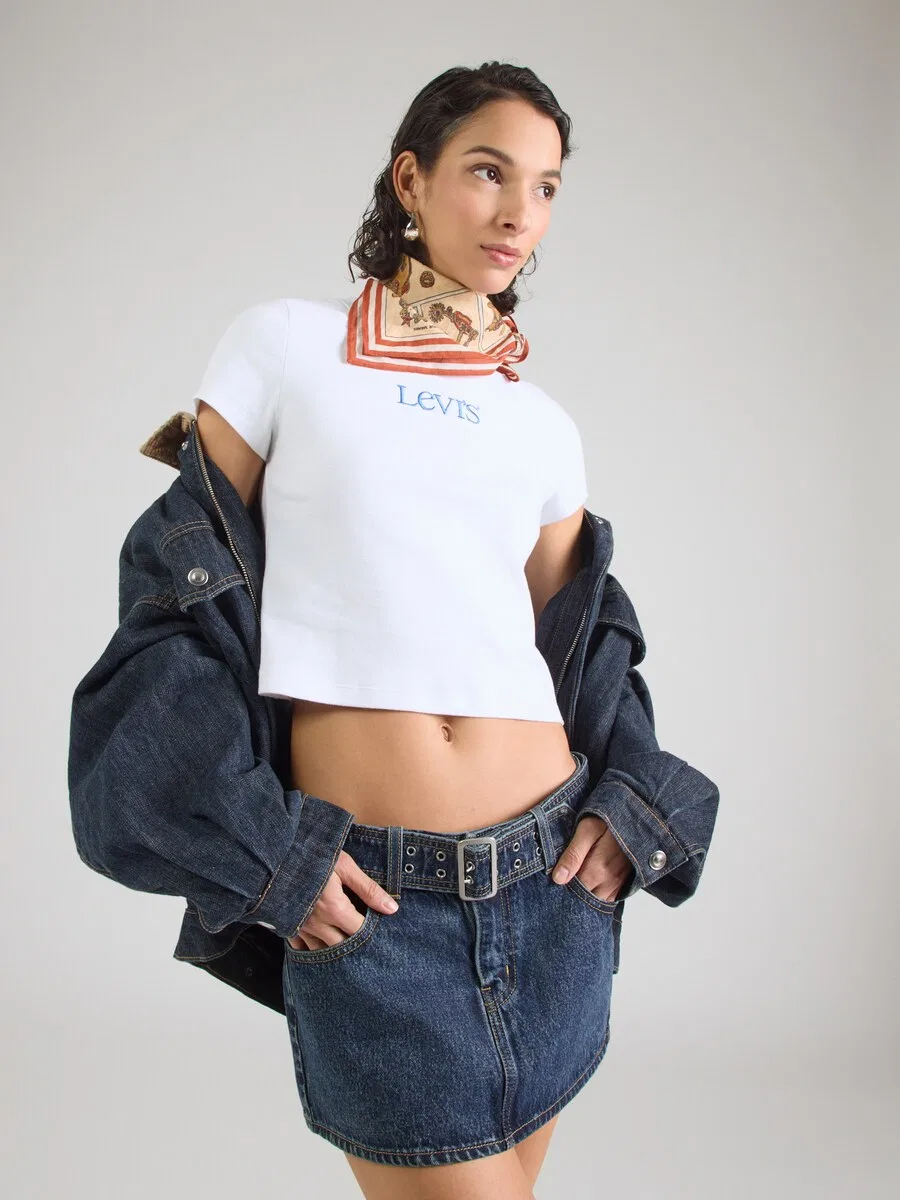 Футболка LEVI'S ESSENTIAL белого цвета — фото 2