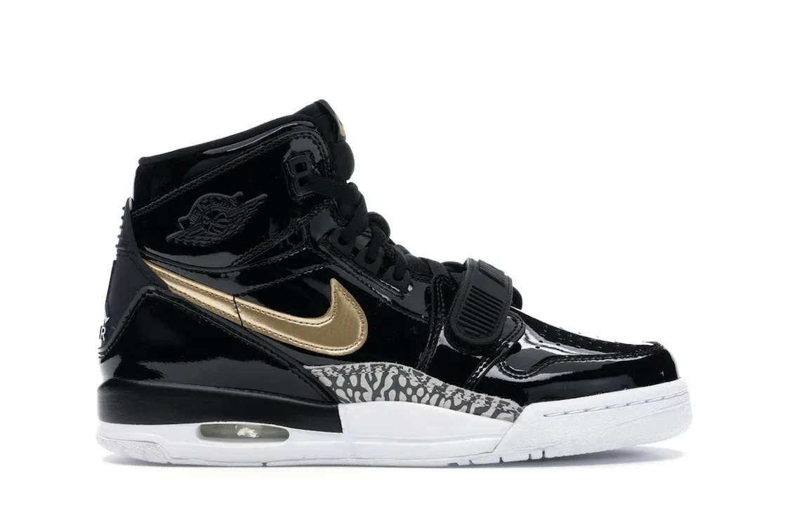 Детские кроссовки Lifestyle Jordan Legacy 312 Jordan, Black/Metallic Gold-White