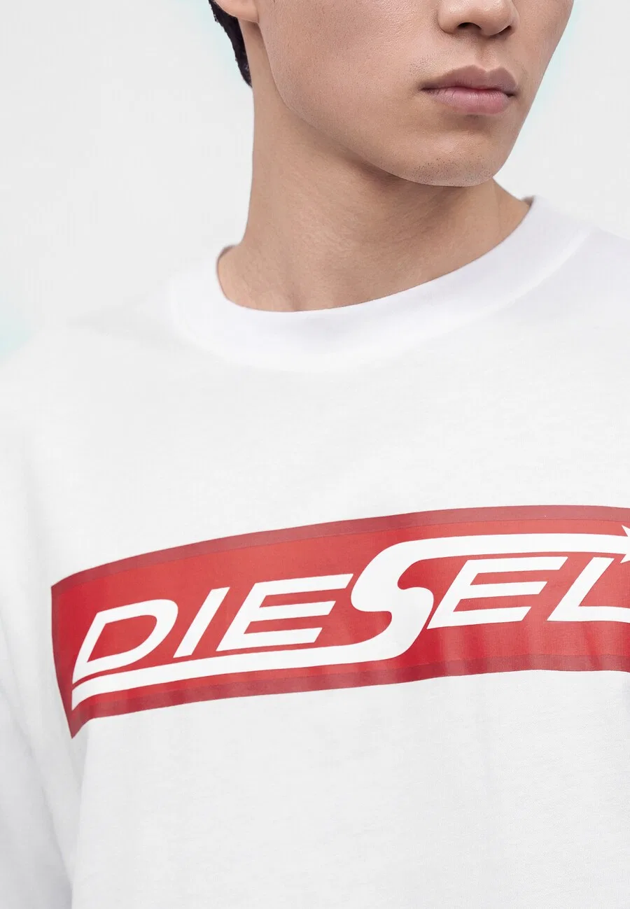 Футболка DIESEL «T-BOXT-AA20» белого цвета — фото 3
