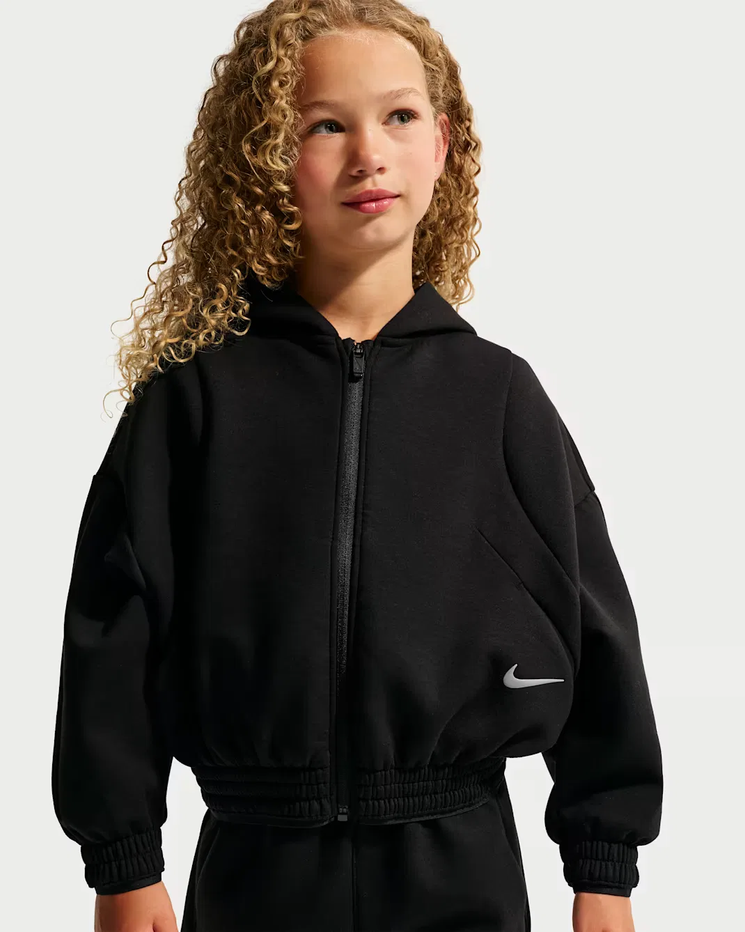 Детский комплект Luxe Perform из двух частей: толстовка на молнии и топ Nike, Black — фото 2